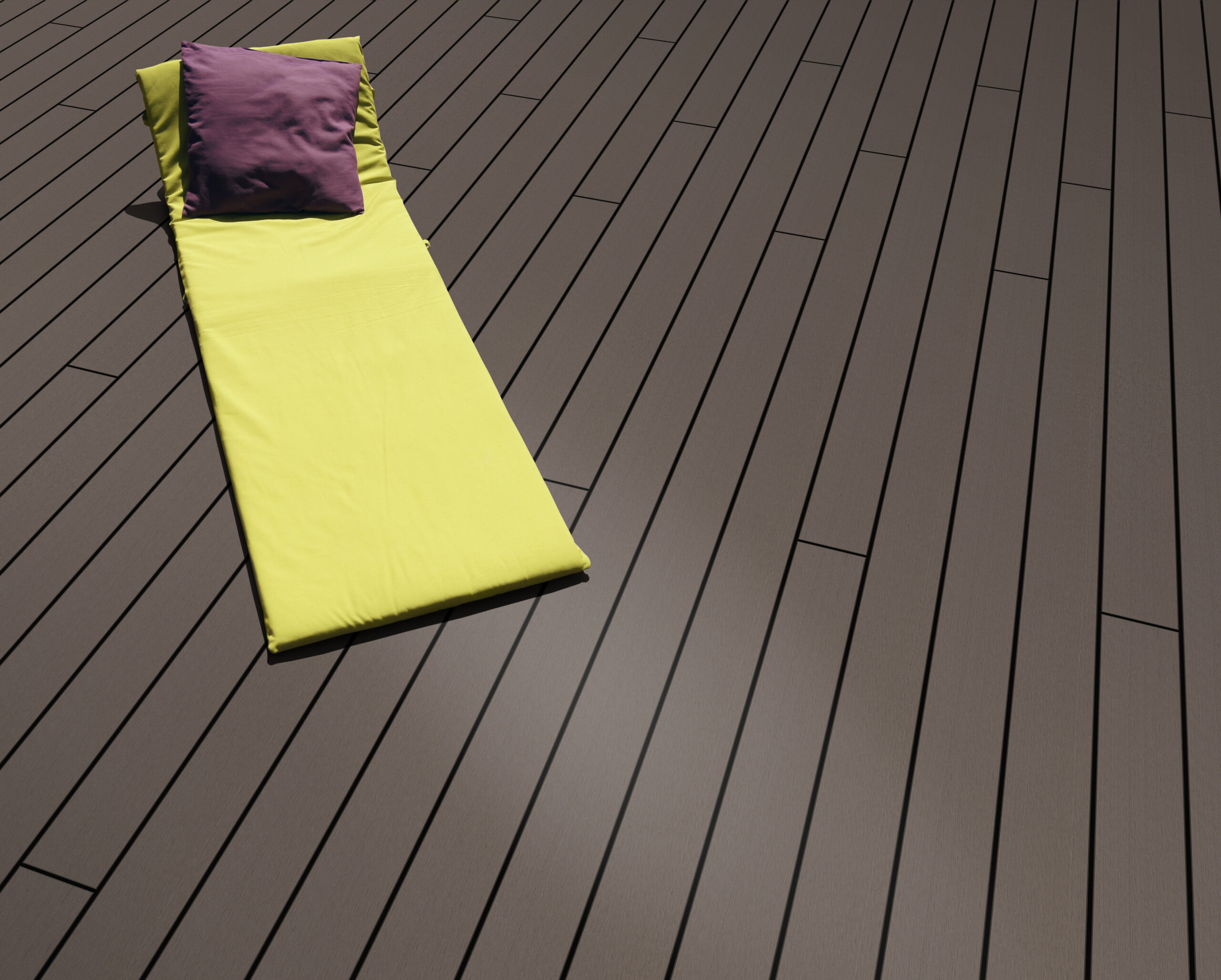 Adomo_Terrassendiele_BPC_marone_glatt_1