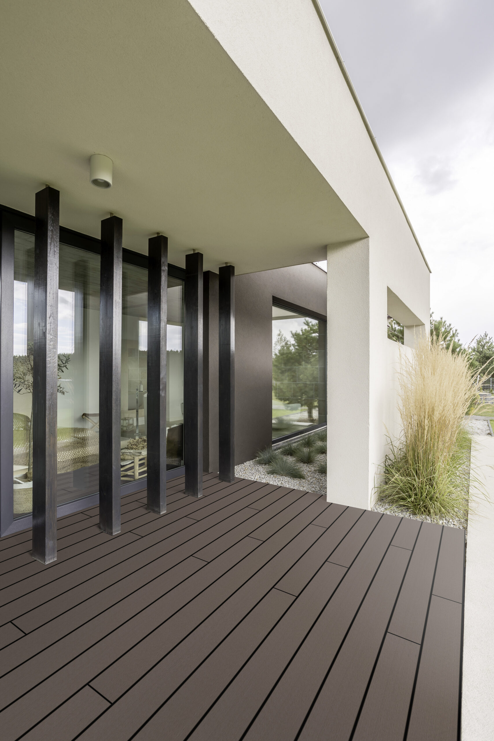 Adomo_Terrassendiele_BPC_marone_glatt_3